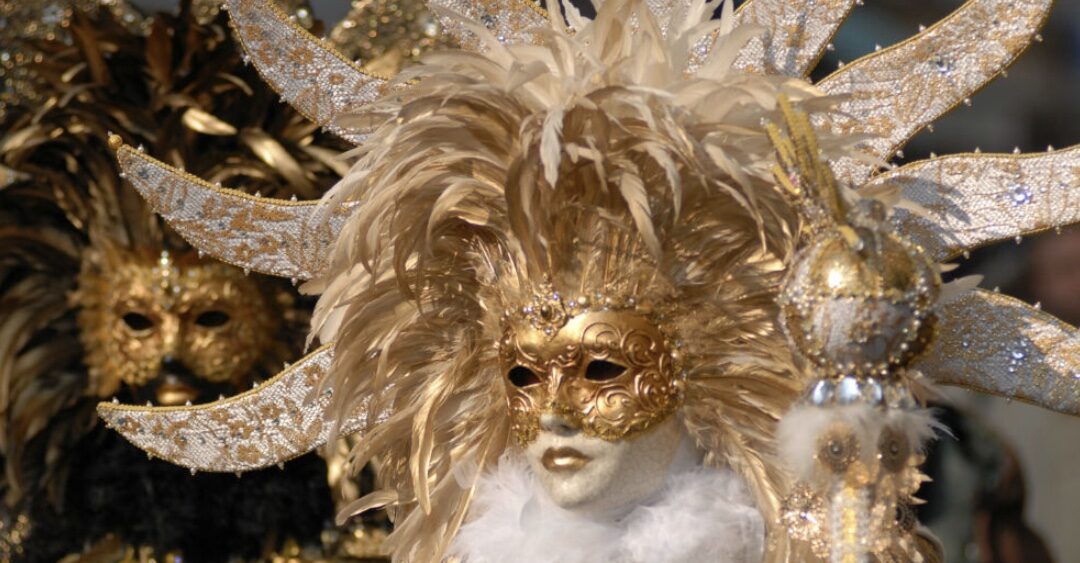 LuxUpYour Mask at the Carnival in Venice